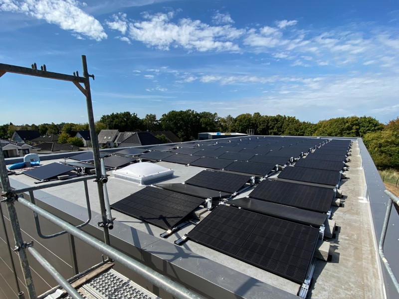 Photovoltaik auf einem Gewerbedach in Hannover